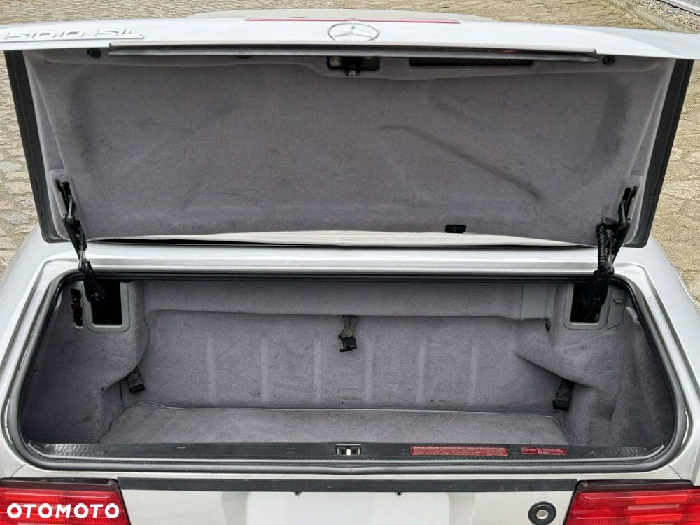 Mercedes-Benz SL - 19