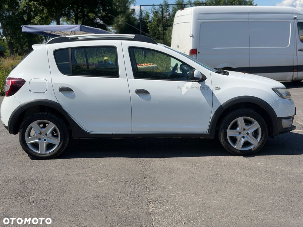 Dacia Sandero Stepway TCe 90 (S&S) Prestige - 8