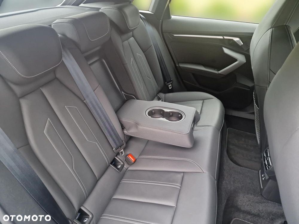 Audi S3 Sportback - 11