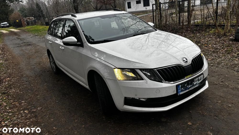 Skoda Octavia 1.6 TDI Ambition - 4
