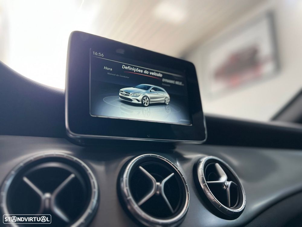 Mercedes-Benz CLA 220 d Shooting Brake Urban Aut. - 19