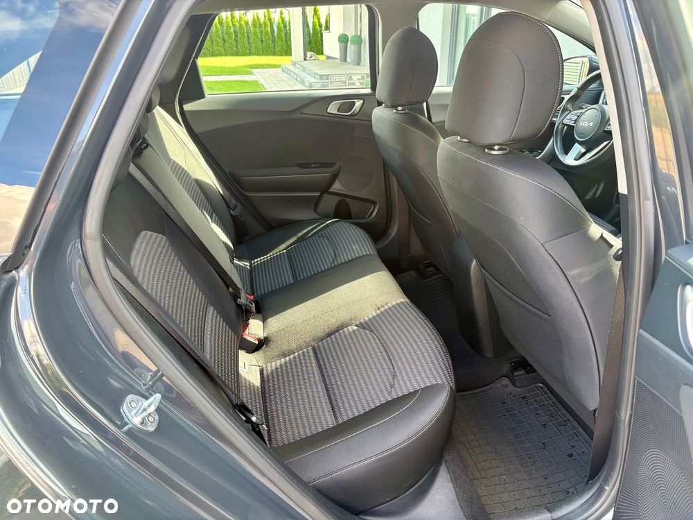 Kia Ceed 1.5 T-GDI M - 17