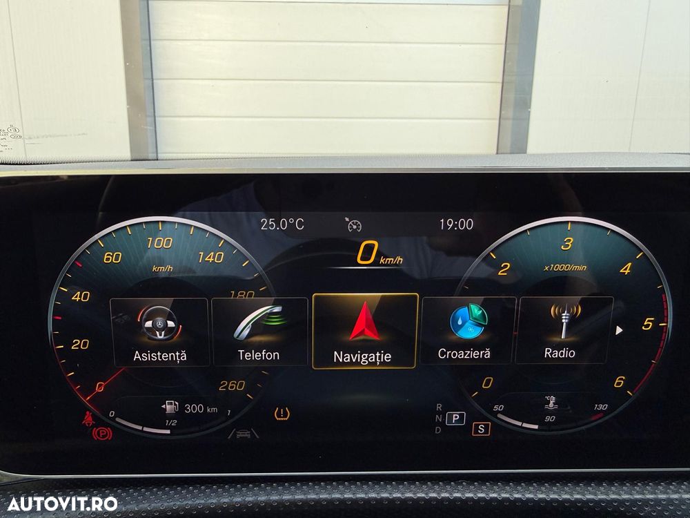 Mercedes-Benz A 180 d Sedan 7G-DCT Progressive - 28