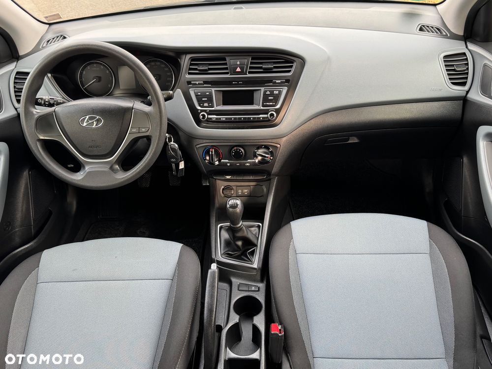 Hyundai i20 1.2 GO - 8