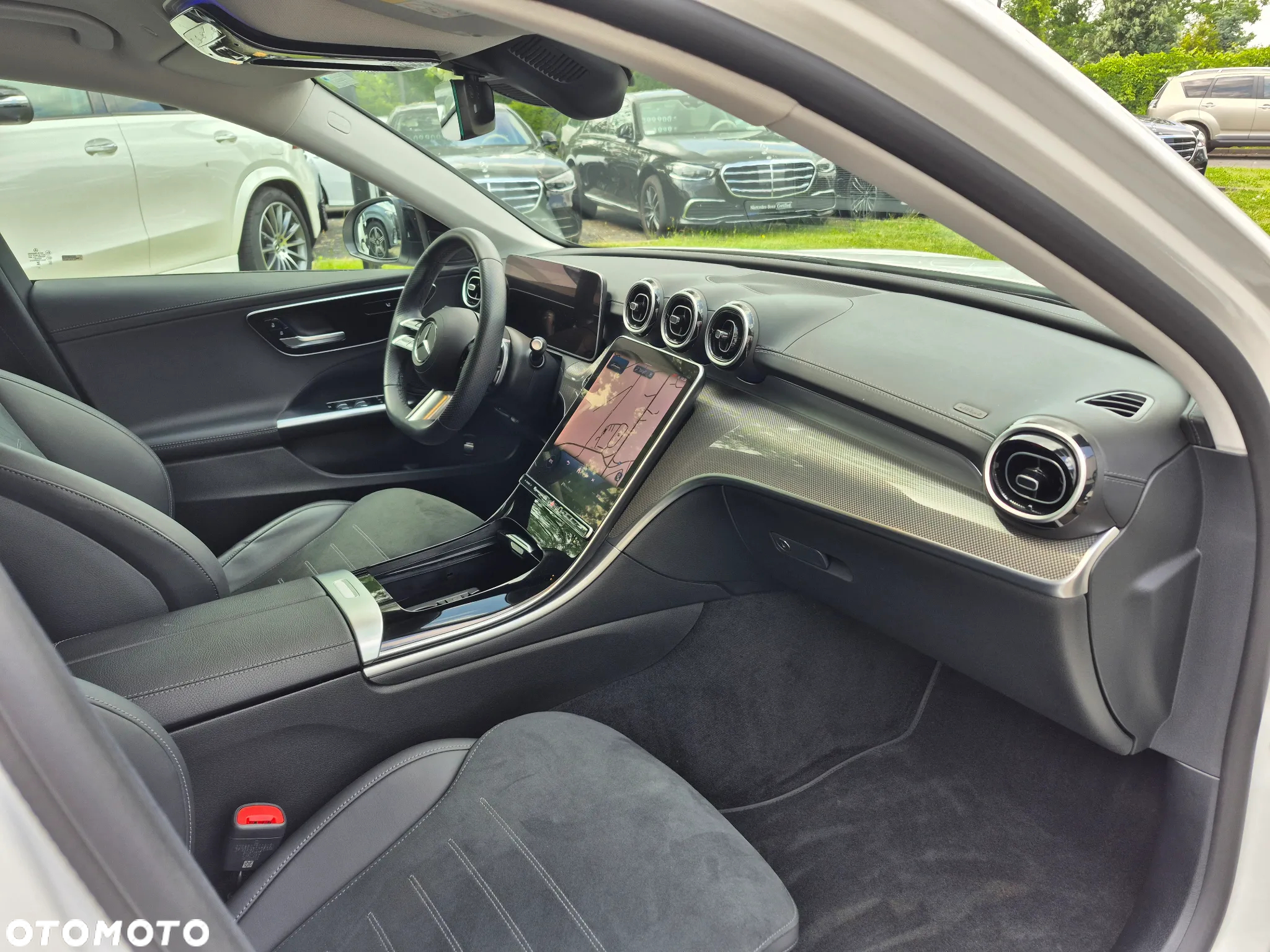 Mercedes-Benz Klasa C 200 mHEV 4-Matic AMG - 28