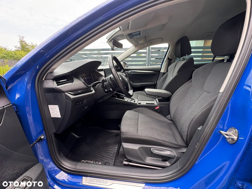 Skoda Octavia 2.0 TDI Style DSG - 10