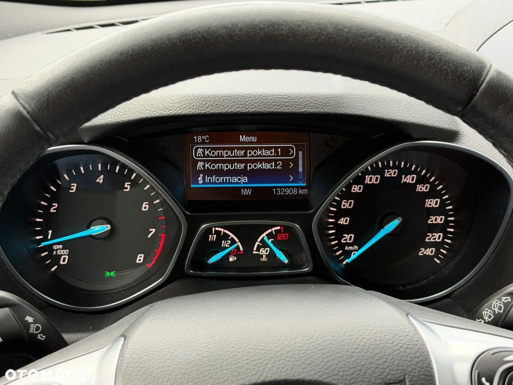 Ford Kuga 1.5 EcoBoost 2x4 Titanium - 22