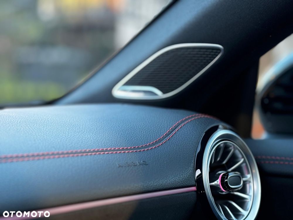 Mercedes-Benz CLA 200 AMG Line 7G-DCT - 20