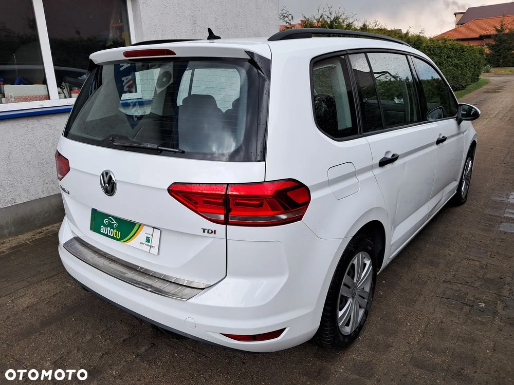 Volkswagen Touran - 6