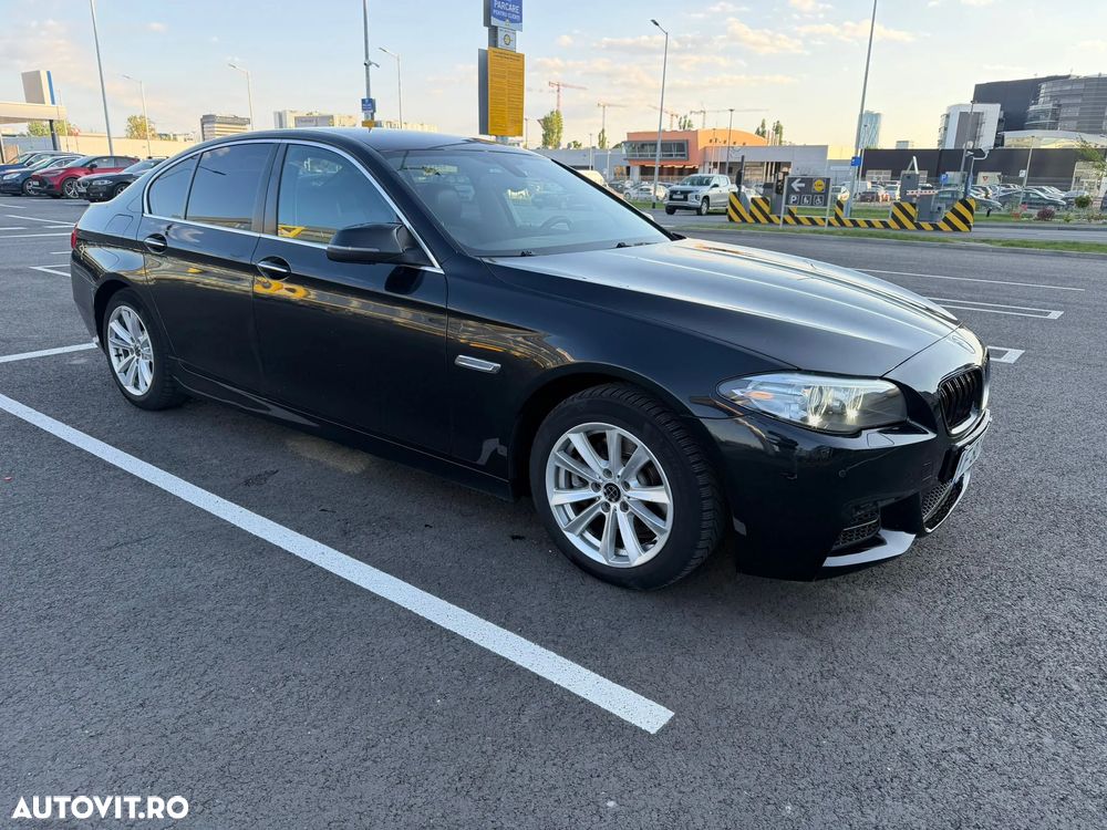 BMW Seria 5 518d Aut. Luxury Line - 2