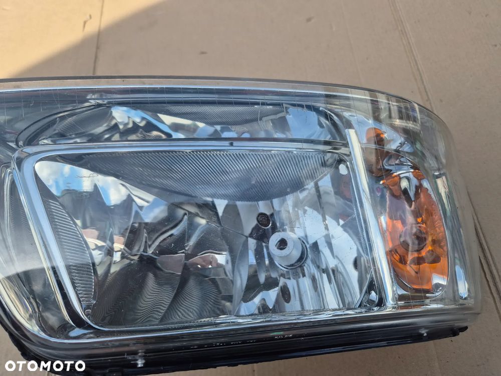 VW Transporter T5 reflektor prawy.Oryginał AL.EU.100% - 9