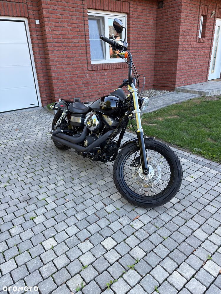 Harley-Davidson Dyna Street Bob - 3