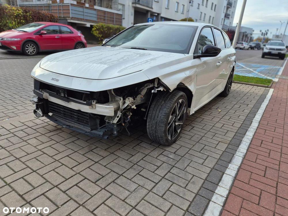 Peugeot 308 1.2 PureTech Allure S&S EAT8 - 9