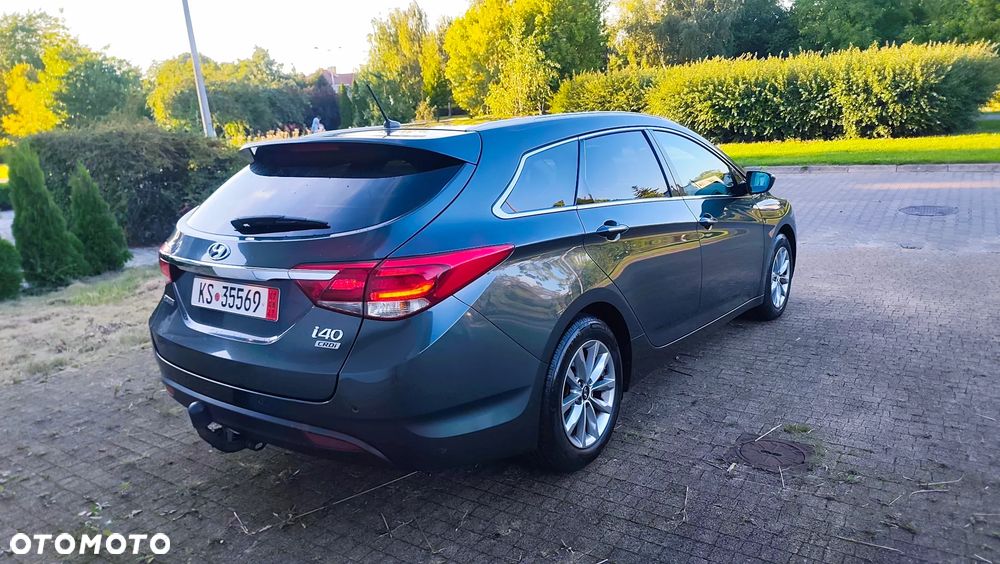 Hyundai i40 Kombi 1.7 CRDi Premium - 4