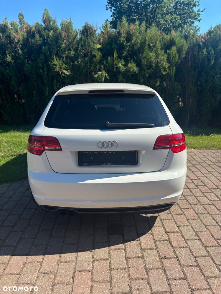 Audi A3 Sportback 1.4 TFSI S Line Sportpaket plus - 6