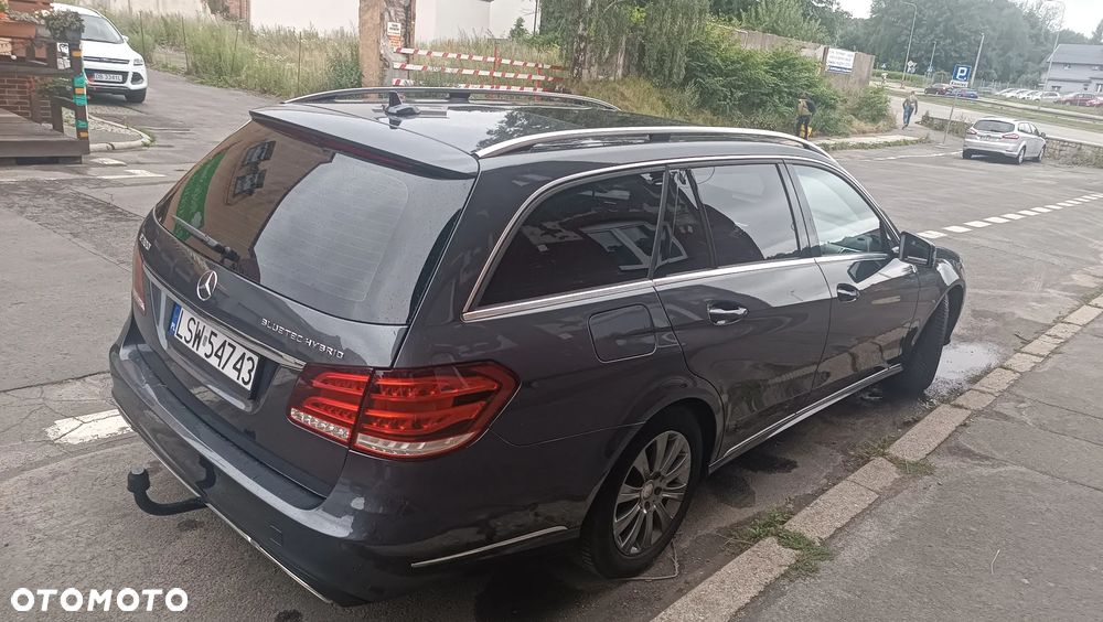 Mercedes-Benz Klasa E 300 BlueTec Hybrid - 6