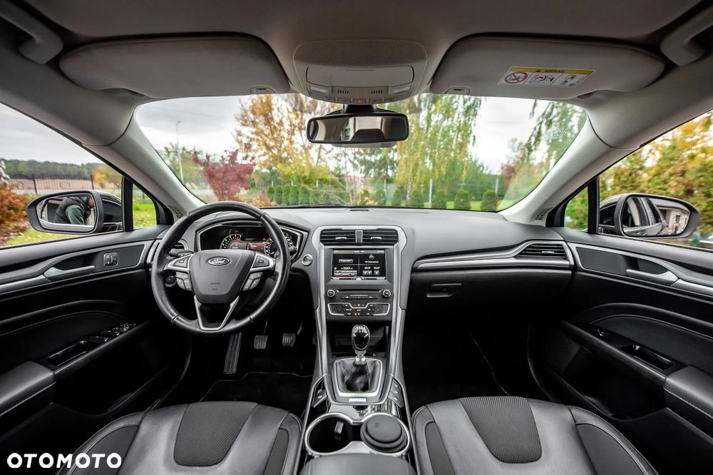 Ford Mondeo Turnier 2.0 TDCi Start-Stopp Titanium - 23