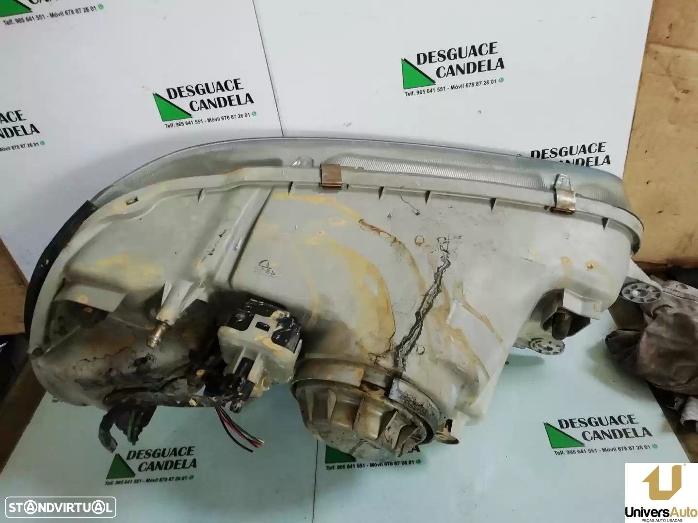 FAROL DIREITO KIA CARNIVAL I 2001 -0K55A51030E - 1