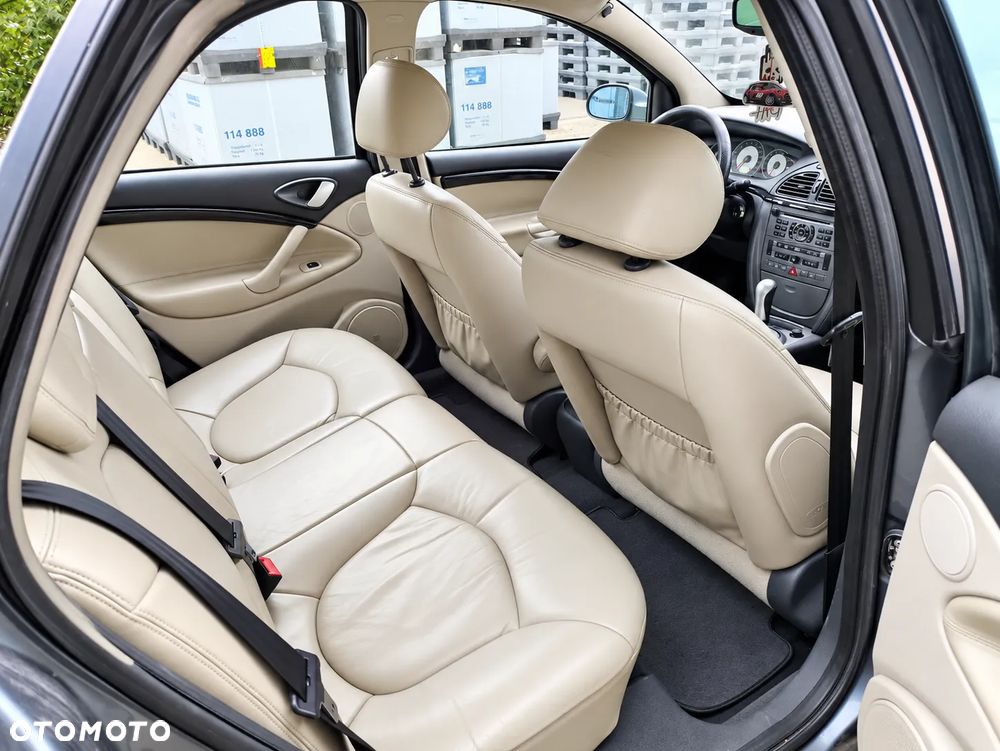Citroën C5 II 2.0 HDi SX - 6