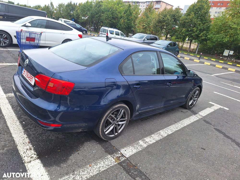Volkswagen Jetta 1.4 TSI Match - 8