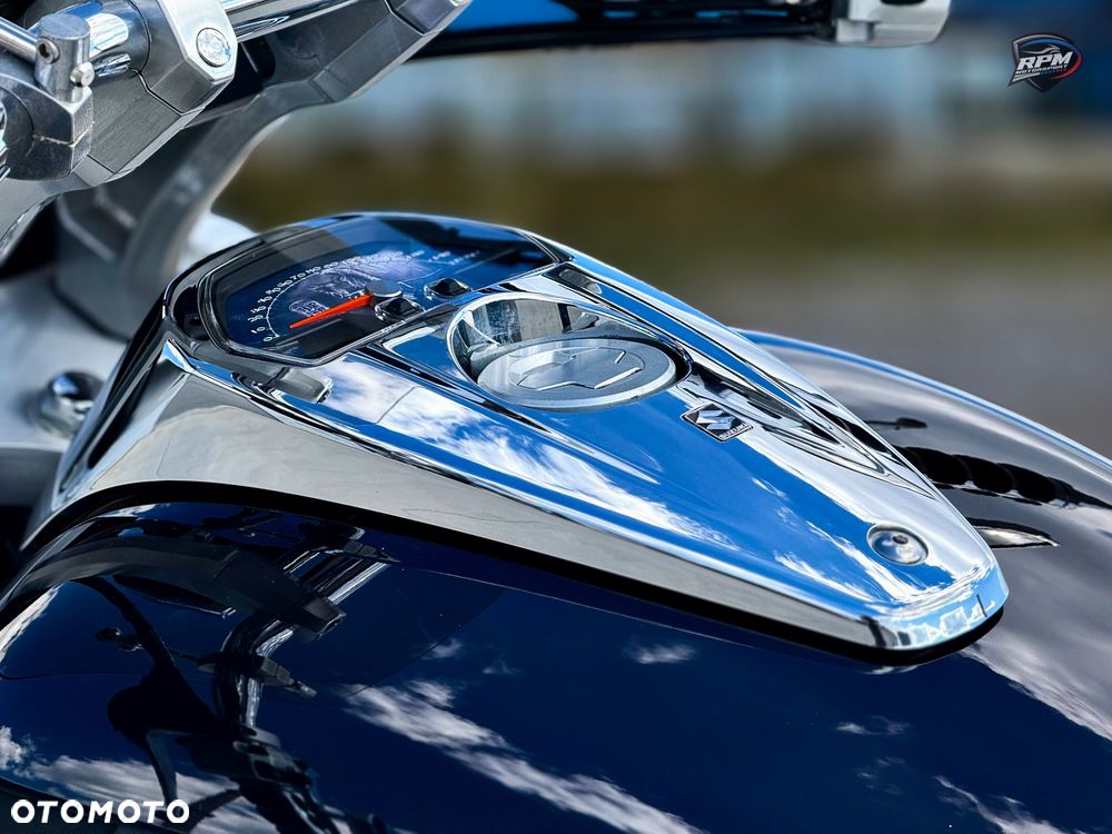 Suzuki Boulevard - 22