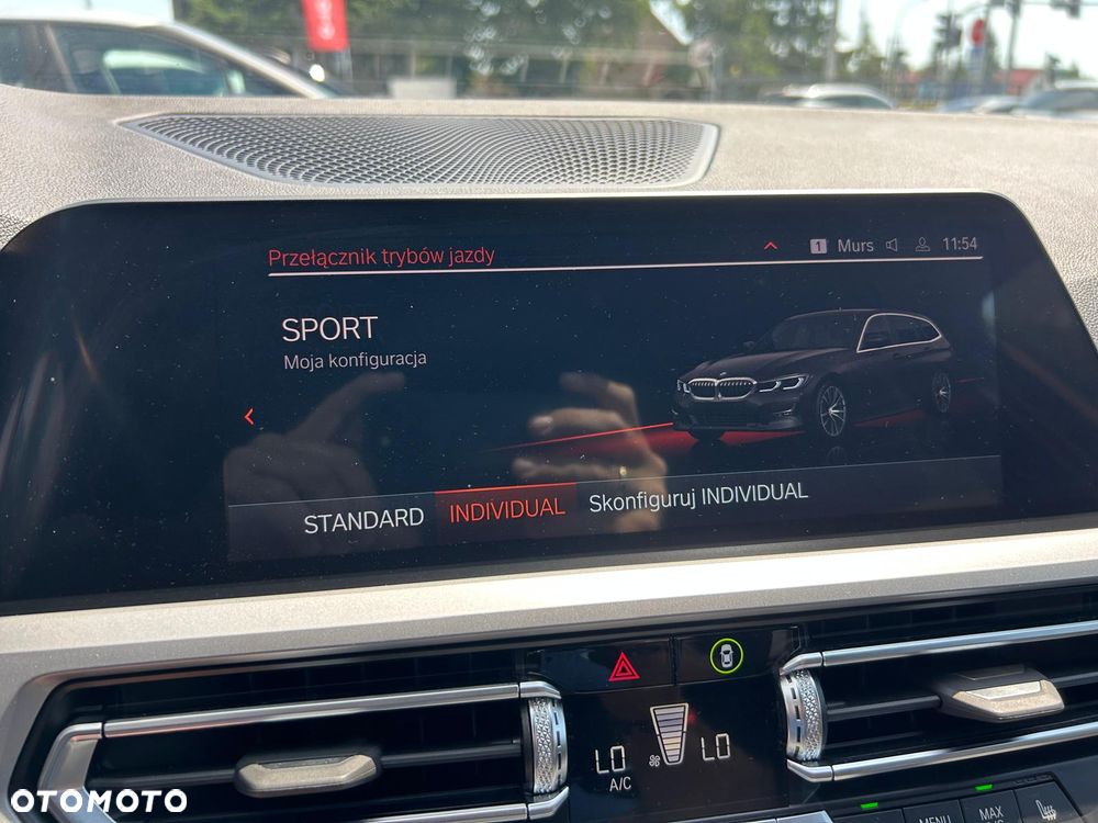 BMW Seria 3 320d xDrive M Sport sport - 29