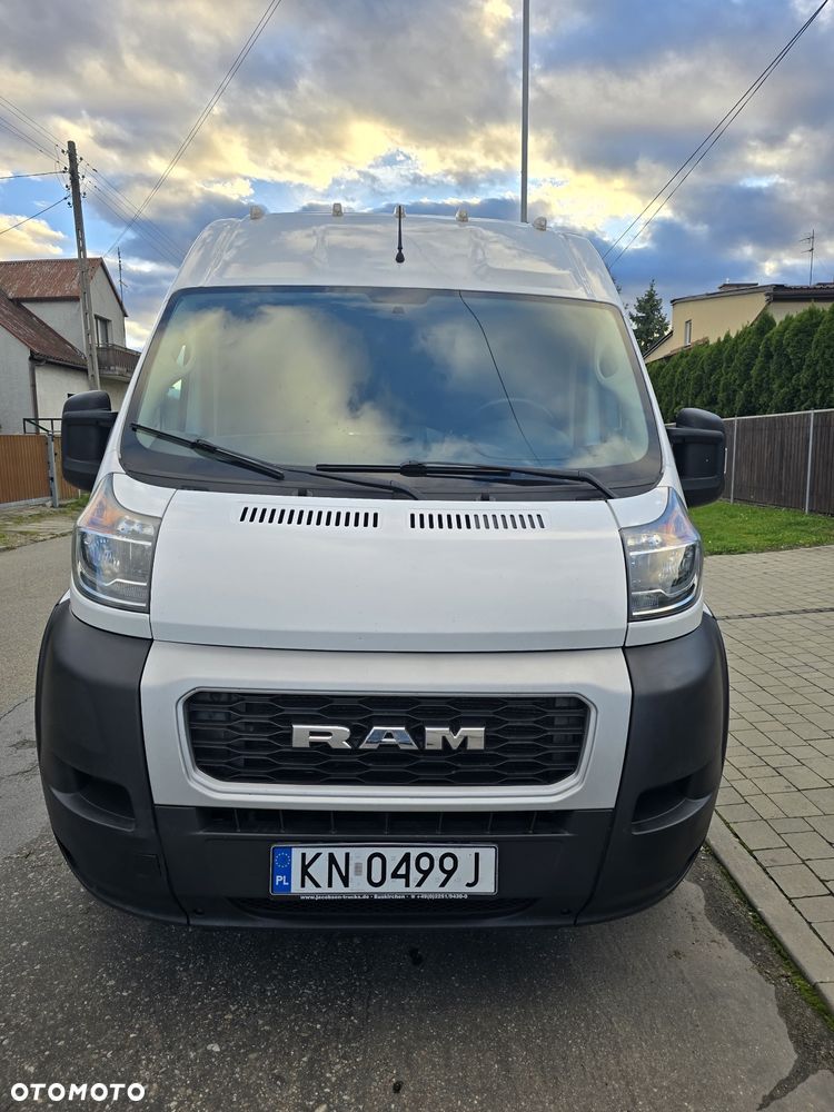 Dodge RAM PROMASTER 1500 - 9