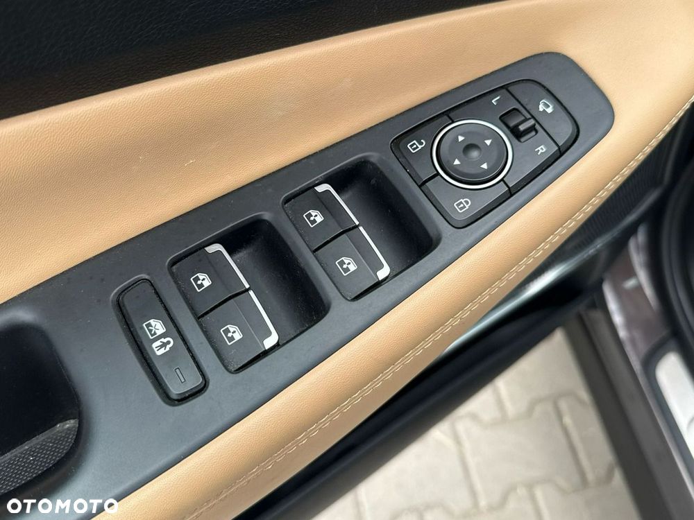 Hyundai Santa Fe - 14
