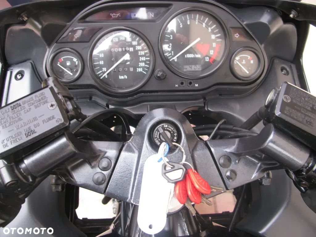 Kawasaki GPZ - 11