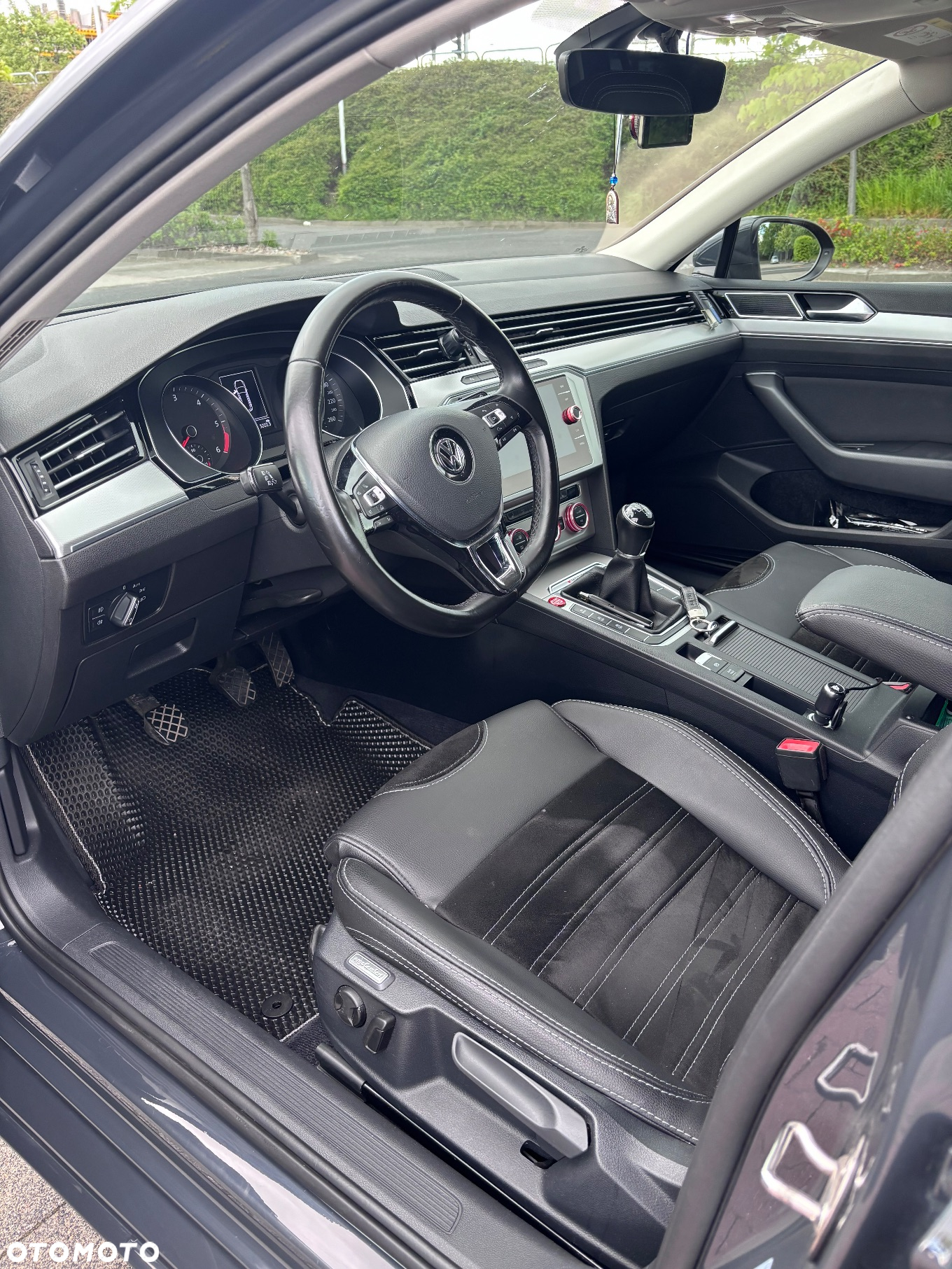Volkswagen Passat 2.0 TDI BMT 4Mot Highline - 14