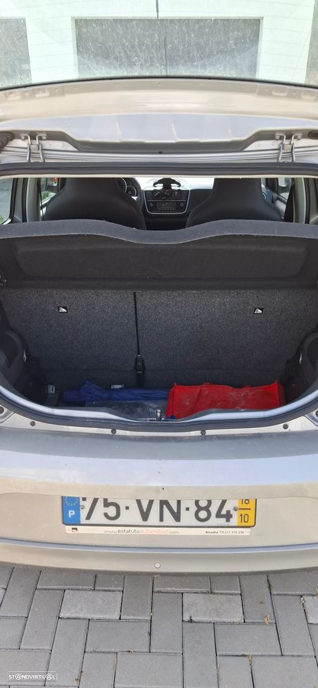 VW Up! 1.0 Move - 6