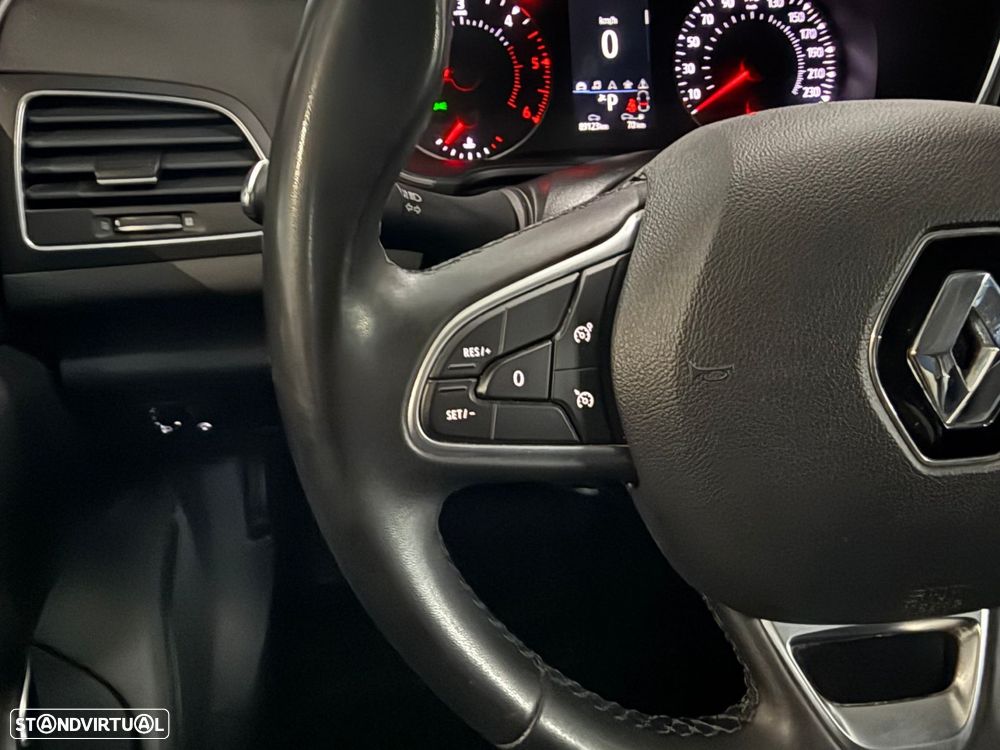 Renault Mégane Sport Tourer 1.5 Blue dCi Intens EDC - 18