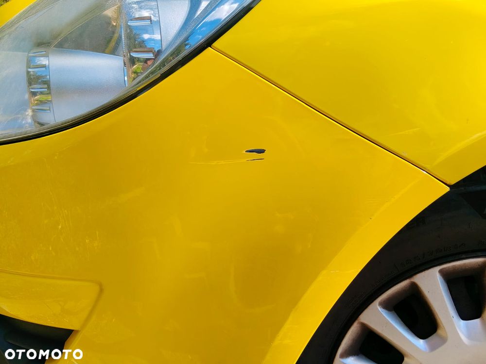 Opel Corsa 1.2 16V Essentia - 7