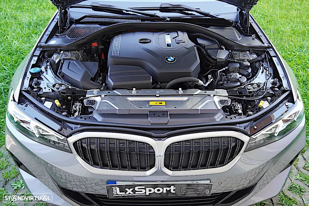 BMW 320 e Touring Corporate Edition Auto - 13