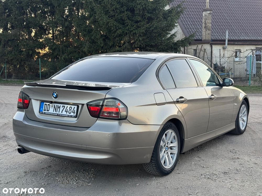 BMW Seria 3 320i Edition Exclusive - 9
