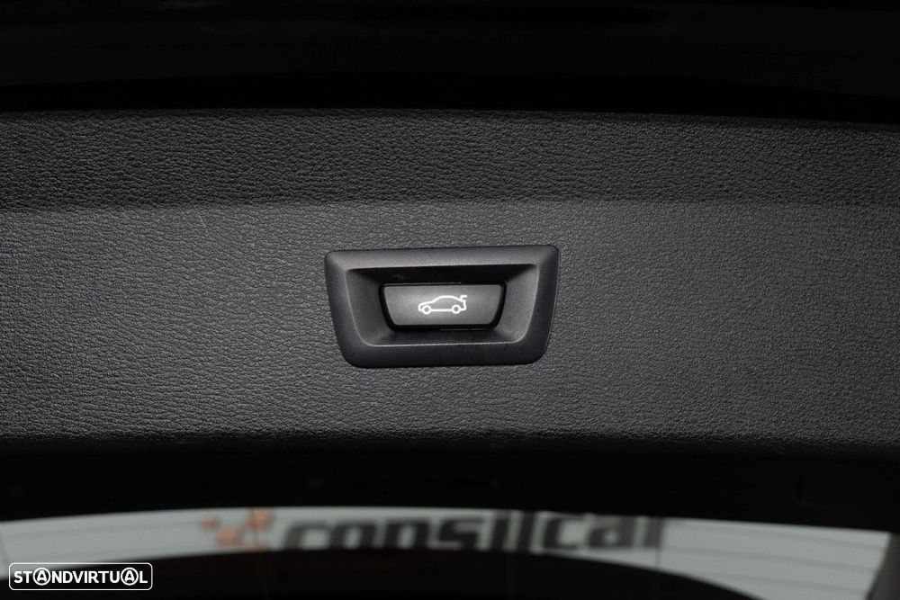 BMW X1 25 e xDrive Corporate Edition - 15