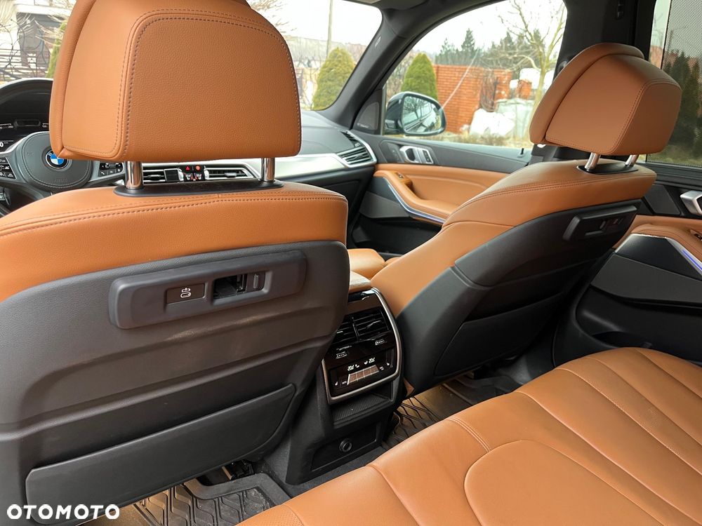 BMW X5 xDrive40i - 9