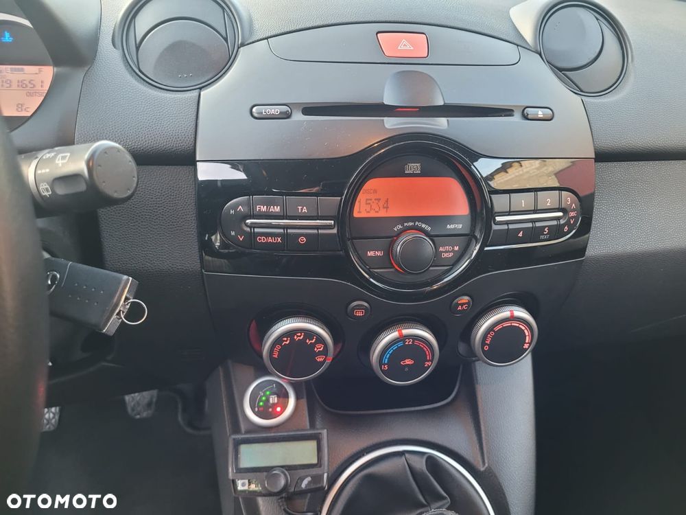 Mazda 2 1.3 MZR Sendo - 11