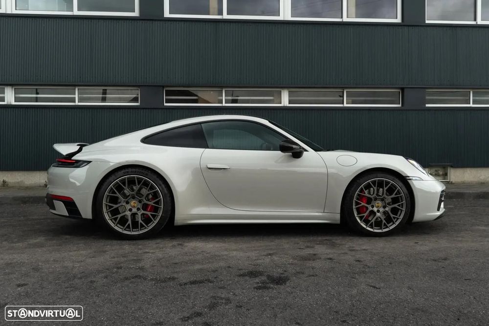Porsche 911 (992) - 53