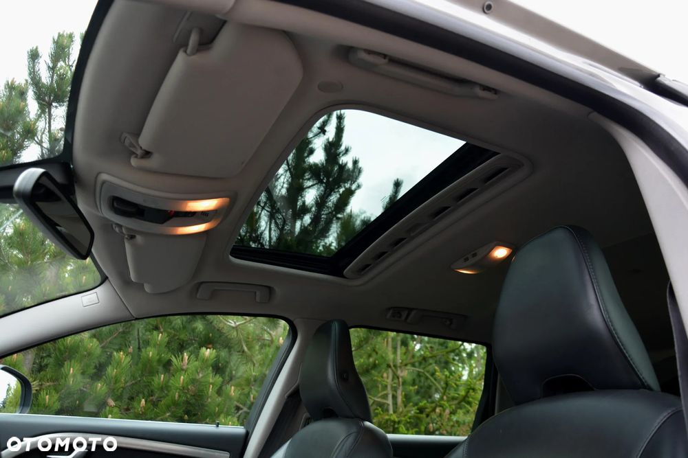 Volvo V70 2.0D Momentum - 26