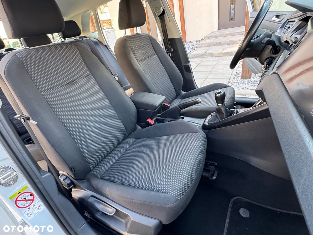 Volkswagen Polo - 7