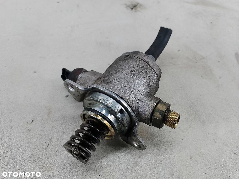 POMPA WYSOKIEGO CIŚNIENIA VW BEETLE 06J127025E  2.0 TSI - 1