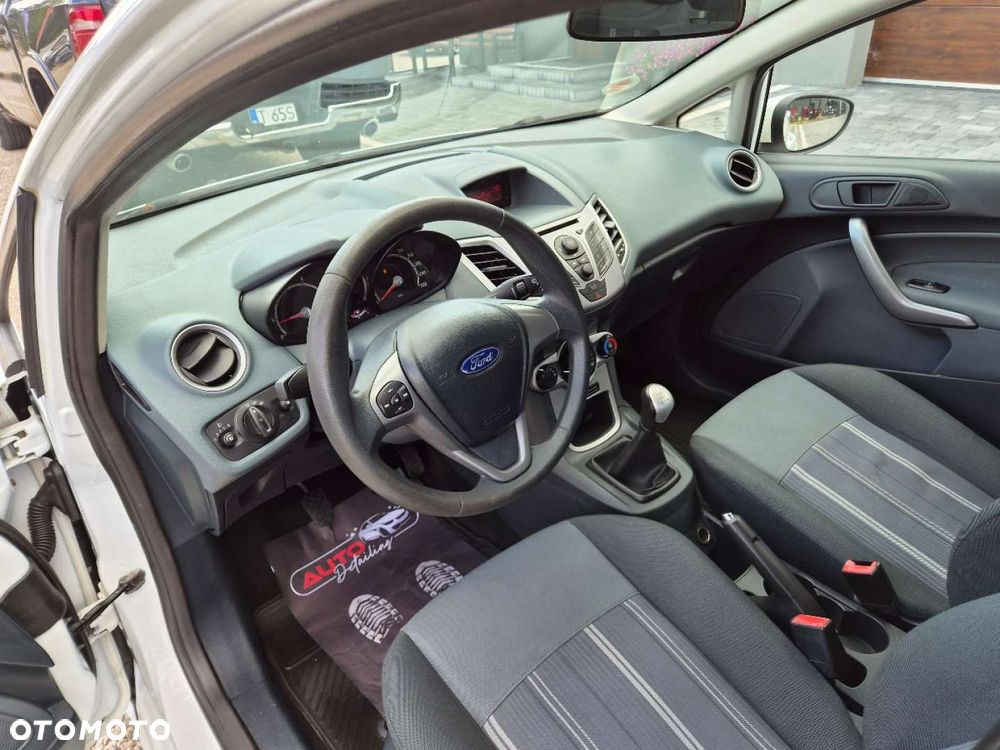 Ford Fiesta - 14