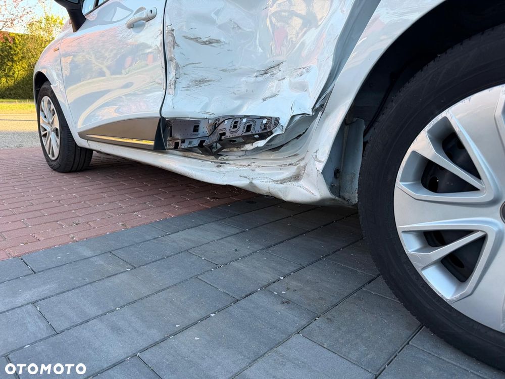 Renault Clio (Energy) TCe 90 Start & Stop INTENS - 16