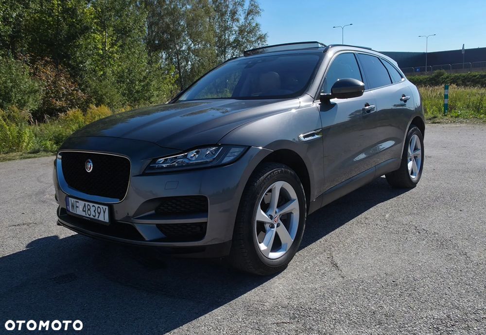 Jaguar F-Pace 2017 photo 5