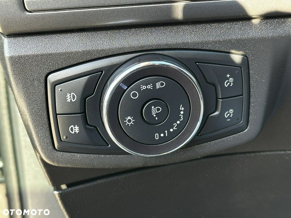 Ford Mondeo 2.0 TDCi Titanium - 19