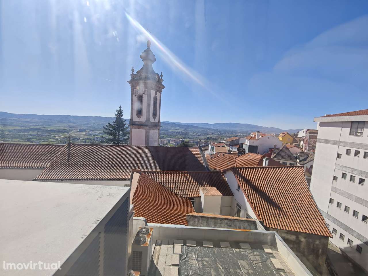 Arrendamento de escritório na Praça do Município - Covilhã - Grande imagem: 2/11