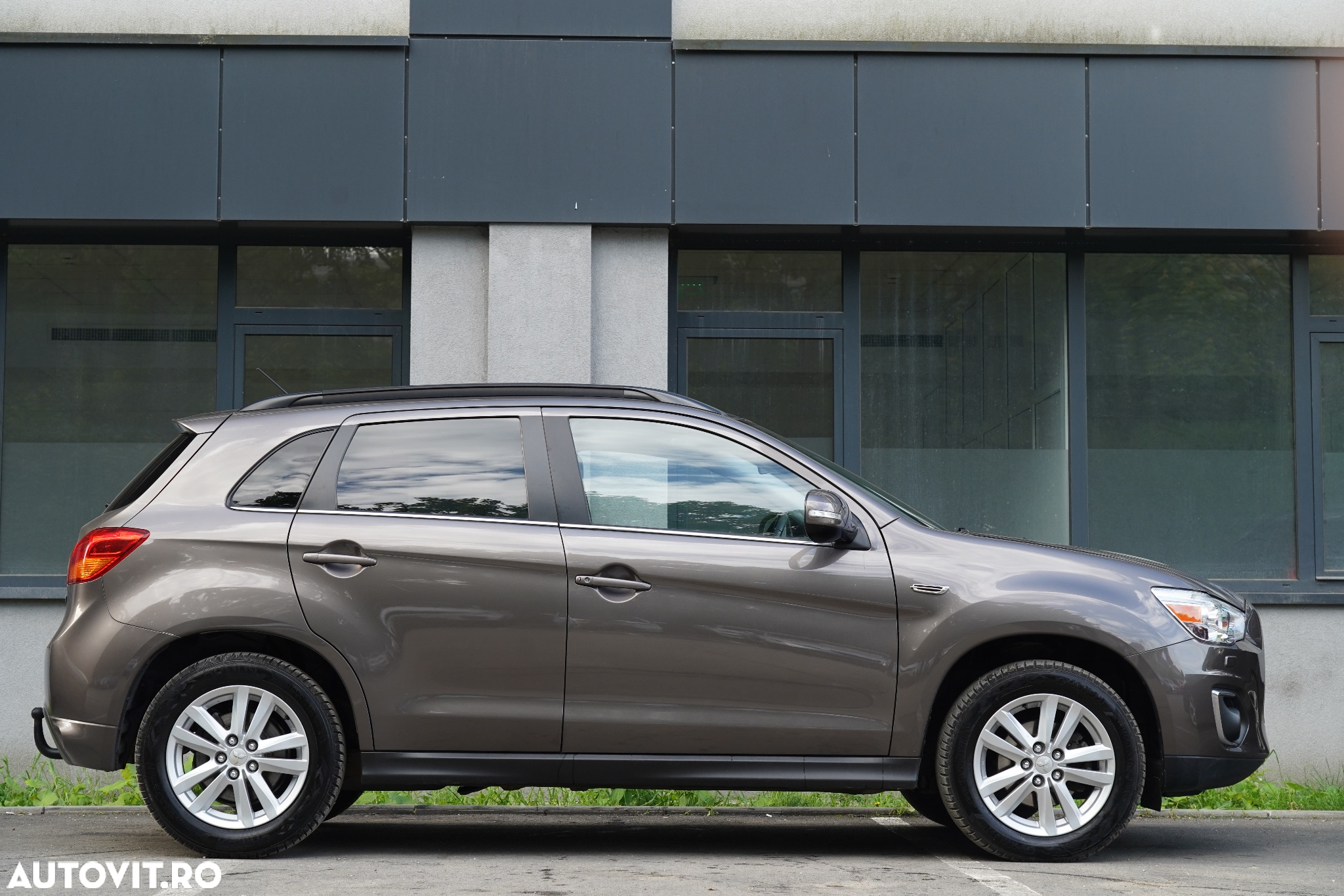 Mitsubishi ASX 1.8 DI-D 4WD Instyle - 30