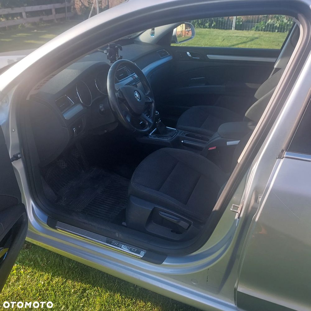 Skoda Superb 1.8 TSI Ambition - 4