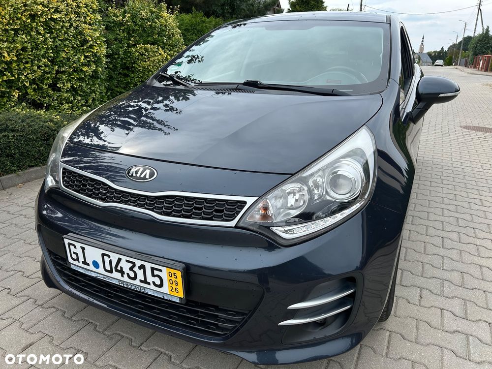 Kia Rio 1.4 M - 11